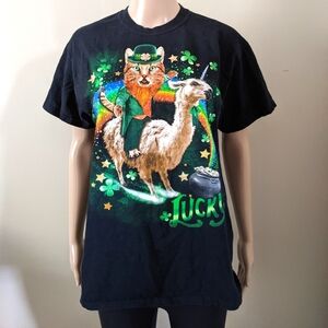 St Patrick's Day Lucky leprechaun cat lama black tshirt, men's medium